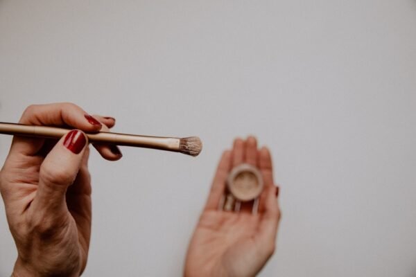 Youthful Glow: Makeup Tips for Women in Their 20s