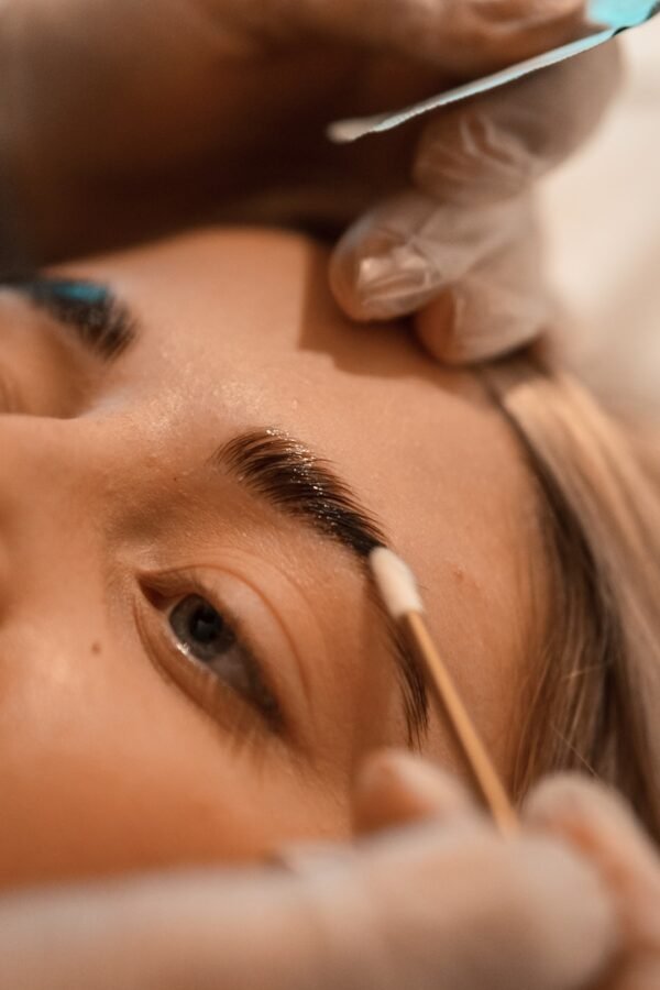 Dermatologist-Branded Lines: Trust and Science in Chinese Beauty